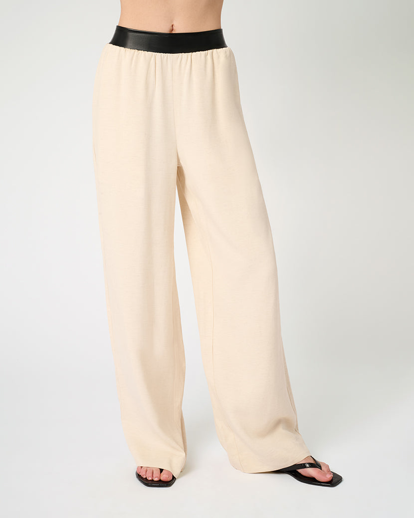パンツ LAPIIS /  OX 1tuck Straight Pants LAPIIS / Royal OX 1tuck straight pants 1