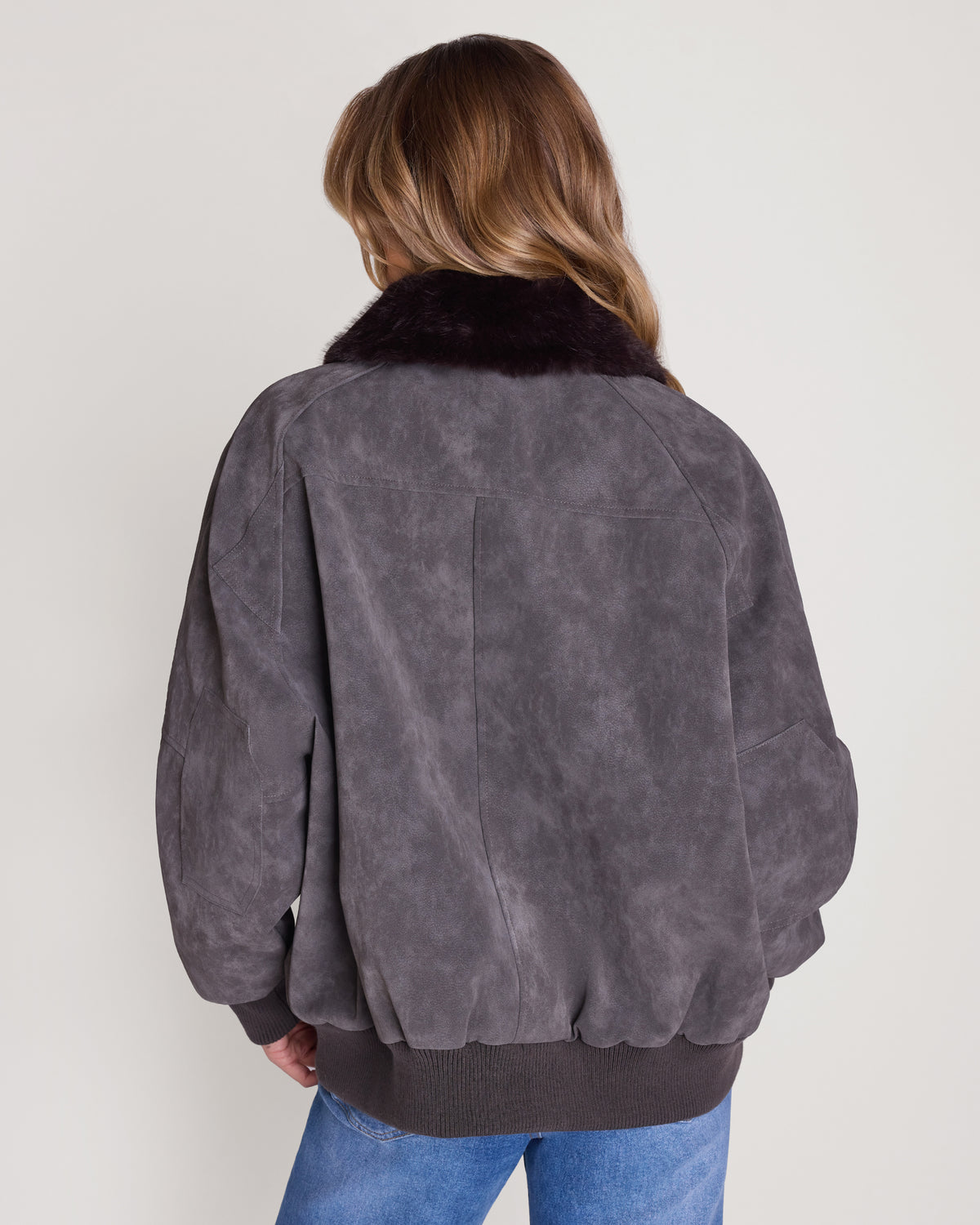 Grey Patina/Black Fur