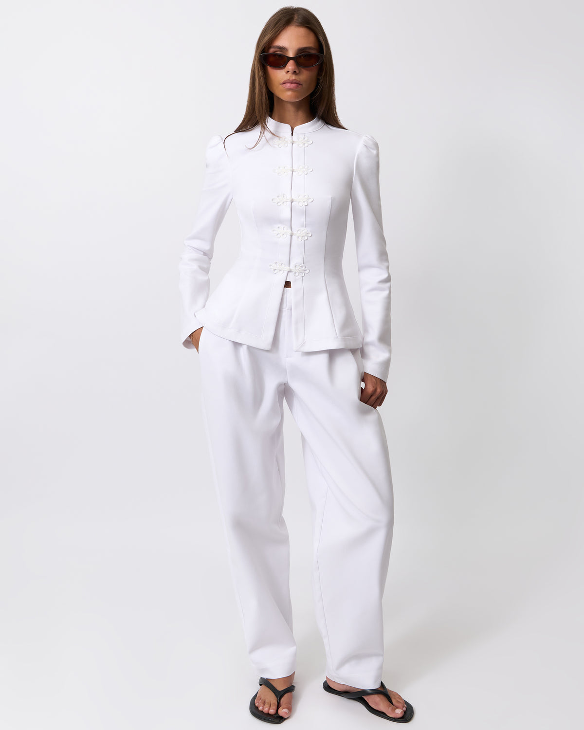 [White] - Model