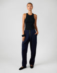 [Navy/Black] - Model