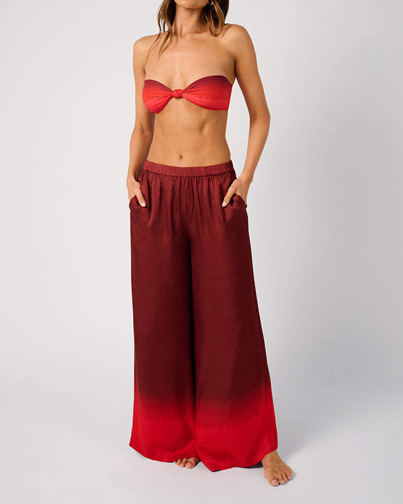 [Oxblood/Cherry] - Model