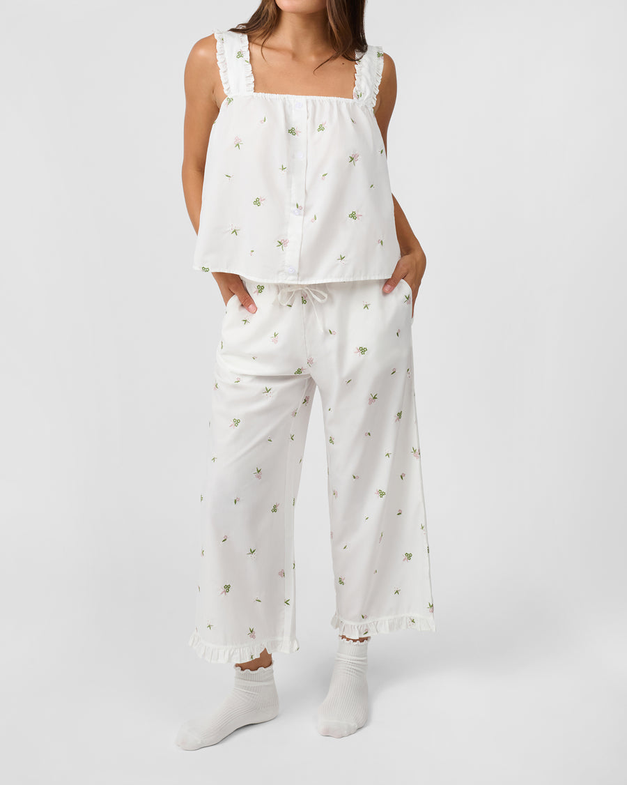 [Ivory] - Model