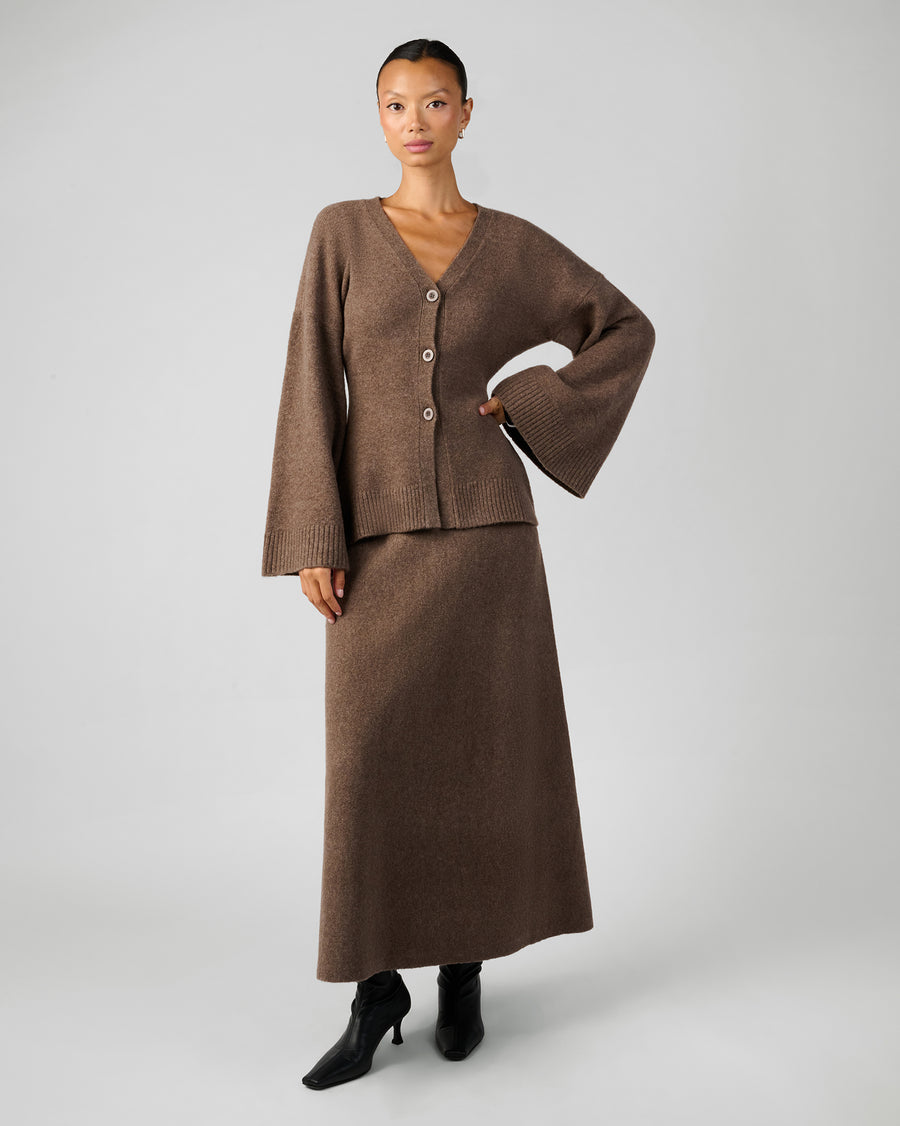 [Brown] - Model