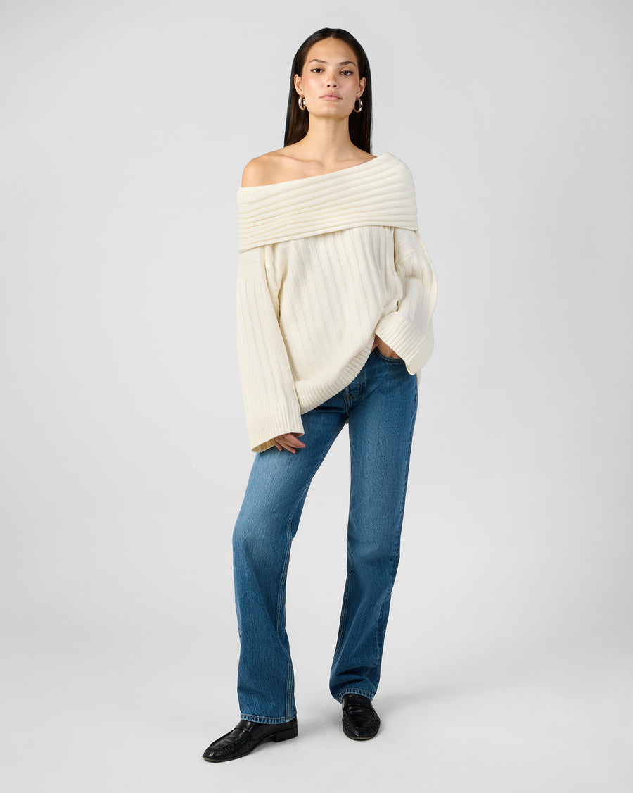 [Ivory] - Model