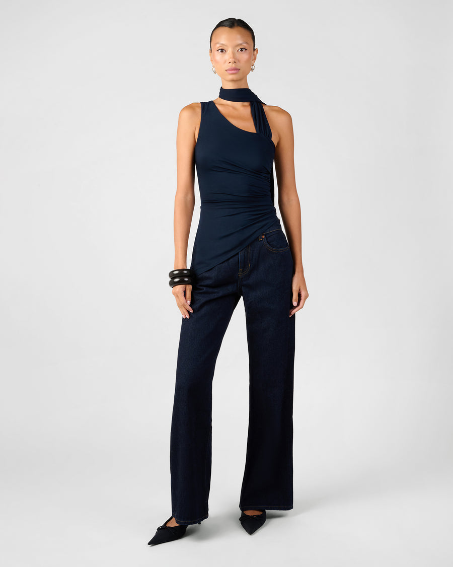 [Navy] - Model