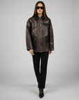 [Dark Brown/Black] - Model
