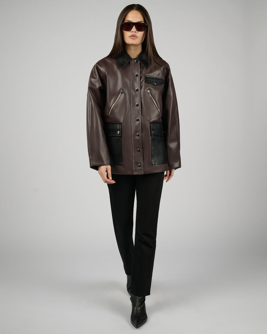 [Dark Brown/Black] - Model