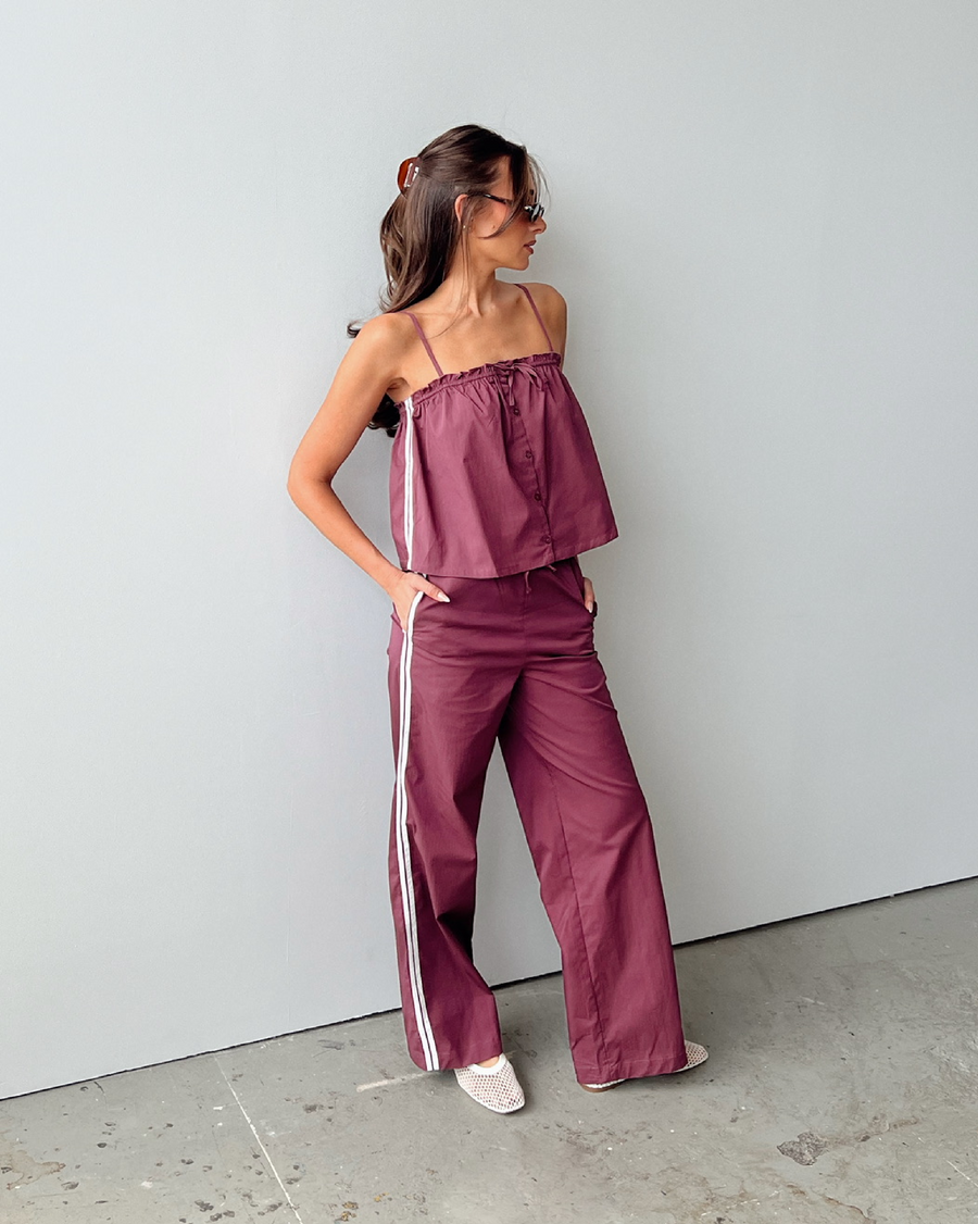 Plum/White